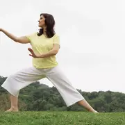 Tai chi, una de las terapias alternativas que recomienda la OMS.