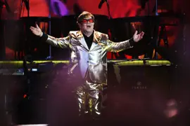 Elton John durante su show en Glastonbury.