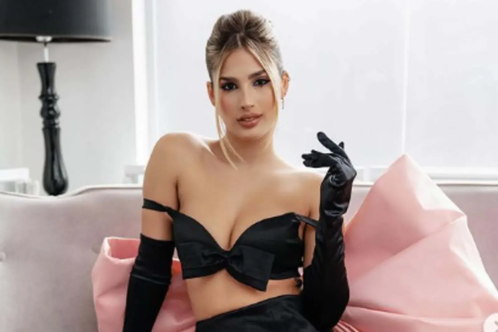 La influencer, Julieta Poggio reemplazará a Brenda Asnicar en Patito Feo