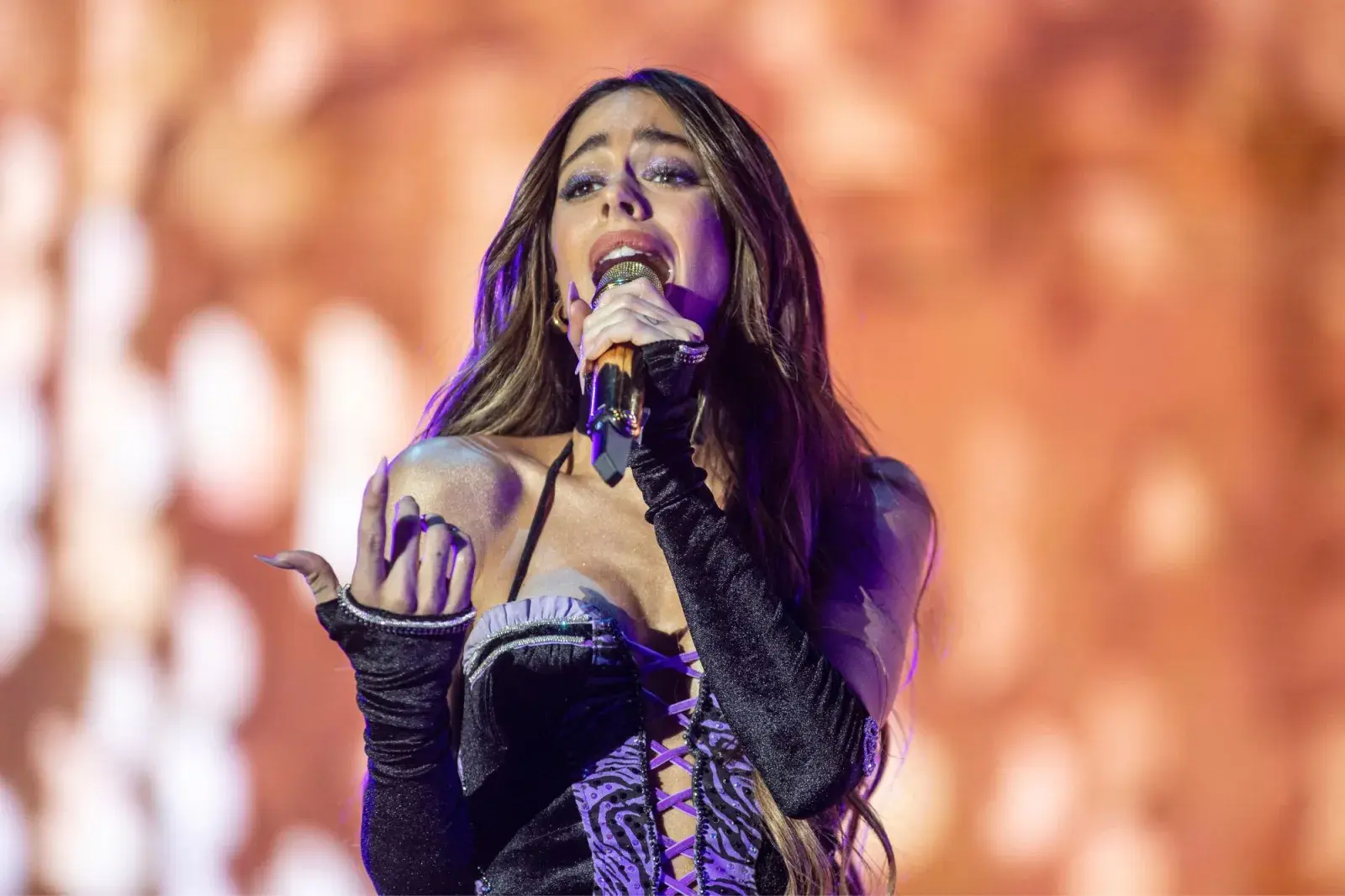 Tini Stoessel habló sobre los haters y las críticas de las redes sociales: “Cosas que duelen”.