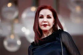 Priscilla Presley, la exmujer de Elvis, recordó su matrimonio y no faltaron polémicas.