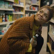 Still Up estrenó en AppleTv+ y ya podés disfrutar de la temporada completa.