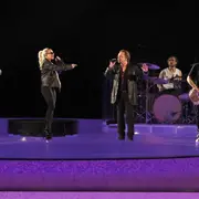 Lady Gaga y U2 cantaron Shallow y otros éxitos en Las Vegas.