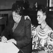 Estas son las 5 mejores frases de Frida sobre el amor.