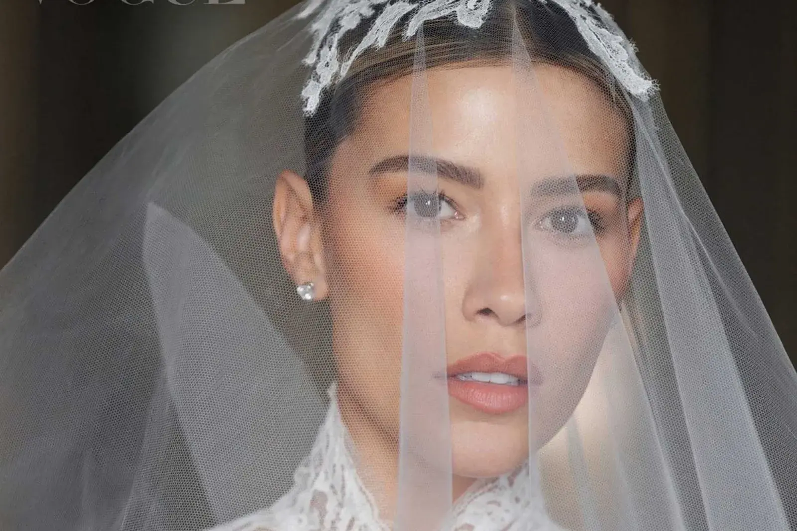 La hija de Luis Miguel enamoró a todos con el diseño que eligió para su gran casamiento en La Toscana.