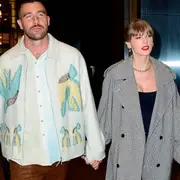 Taylor Swift está de novia con el jugador de fútbol americano Travis Kelce.