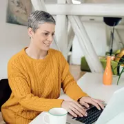 Trabajo remoto: hacer lo que te gusta desde tu casa y cobrar en dólares.