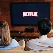 Netflix: cuánto queda después del aumento del dólar tarjeta.