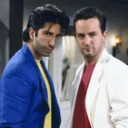 David Schwimmer, Ross en Friends, le dedicó un emotivo homenaje a Matthew Perry.