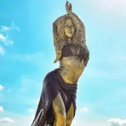 El insólito error en la estatua de Shakira que no pasó desapercibido por sus fans.
