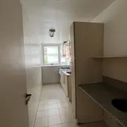 Deco: así convirtieron un departamento en Cañitas en un hogar cálido, luminoso y moderno