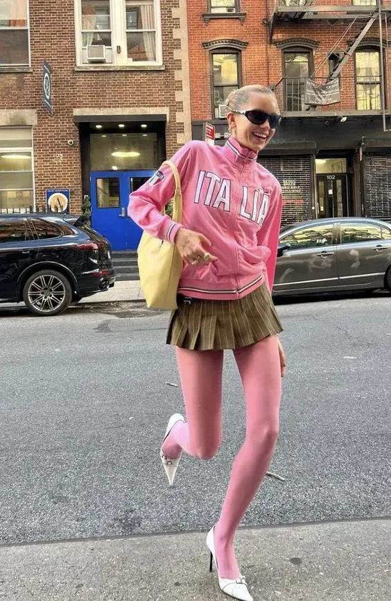 Blokette: cmo es el estilo de moda que es viral en TikTok - Ohlal