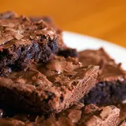 Esta receta de brownie casero es rica, fácil y muy saludable.