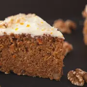 Carrot cake: una receta para que salga con la humedad justa.