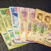 Los diseños de los nuevos billetes de $10.000 y $20.000.