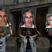 La lista prohibida de Jeffrey Epstein.