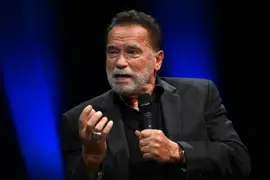 Arnold Schwarzenegger publicó su nuevo libro, El poder de ser valioso.