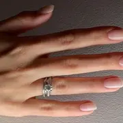 Milky nails, la tendencia en nail art que se impone en 2024.