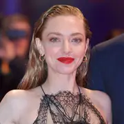 Amanda Seyfried en la alfombra roja de Seven Veils, en Berlín.