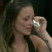 Agostina recibió la visita de Morena, su hija.