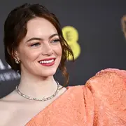 Emma Stone en la entrega de los Premios BAFTA 2024.