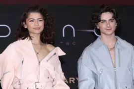 Timothée Chalamet y Zendaya impusieron el estilo motoquero con un look que dio que hablar