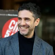 Leonardo Sbaraglia es el protagonista de esta película que está arrasando en Netflix.