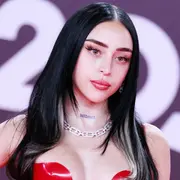 Nicki Nicole en la entrega de los Latin GRAMMY 2023, en Sevilla.