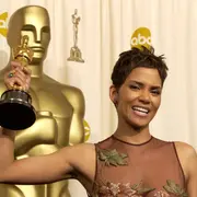 Halle Berry celebrando su Oscar a Mejor Actriz, en 2015.