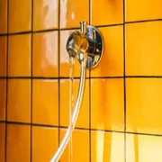 ¿Sentís que se te escapan chorritos de pis? Es un problema más común de lo que pensabas, especialmente entre las mujeres.