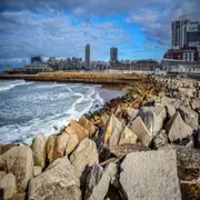 La ciudad de Mar del Plata se prepara para un último feriado en este 2024