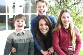 La foto de Kate junto a sus tres hijos con motivo de la celebración del Día de la Madre.