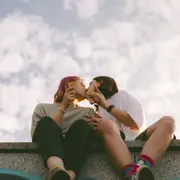 "Salí con una chica por primera vez": ¿qué aprendizajes puede traerte esta experiencia?