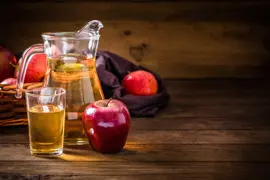 El vinagre de manzana puede ayudar a desintoxicar el cuerpo. 