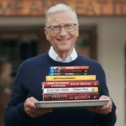 Bill Gates recomendó estos 5 libros como los ideales para leer este 2024.