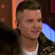 Santiago del Moro ingresó a la casa de Gran Hermano.