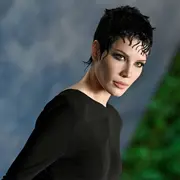 Halsey en la fiesta de Vanity Fair de los Premios Oscar 2023.