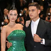 Oriana Sabatini y Paulo Dybala en el Festival de Cannes 2024.