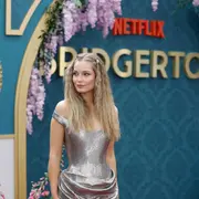 Hannah Dodd durante el screening de la tercera temporada de Bridgerton, en Londres.