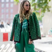 Blokecore trend en las calles de Paris.