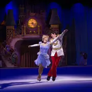 Cenicienta patinando en Disney on Ice