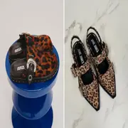 Dos pares de calzado animal print.