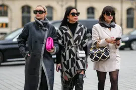 Mujeres caminando por las calles de Nueva York. 