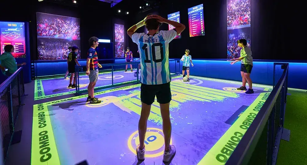 Un espacio para jugar en The Messi Experience.