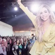 Agos Bisio, creadora de Proyecto Sirenas, una comunidad de mujeres que crece.