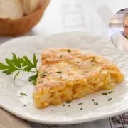 La tortilla de papas fue la protagonista de la mesaza de Mirtha Legrand