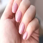 Es una de las tendencias en nail art más elegidas de los últimos tiempos