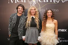 Cris Morena, Mora Bianchi (Margarita) y Ramiro Spangerberg, en la presentación de la serie.