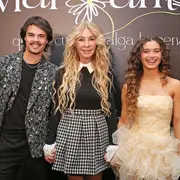 Cris Morena, Mora Bianchi (Margarita) y Ramiro Spangerberg, en la presentación de la serie.