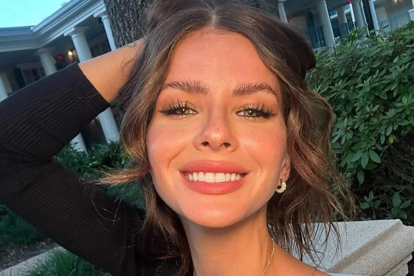 La China Suárez con pestañas XXL y labios color nude